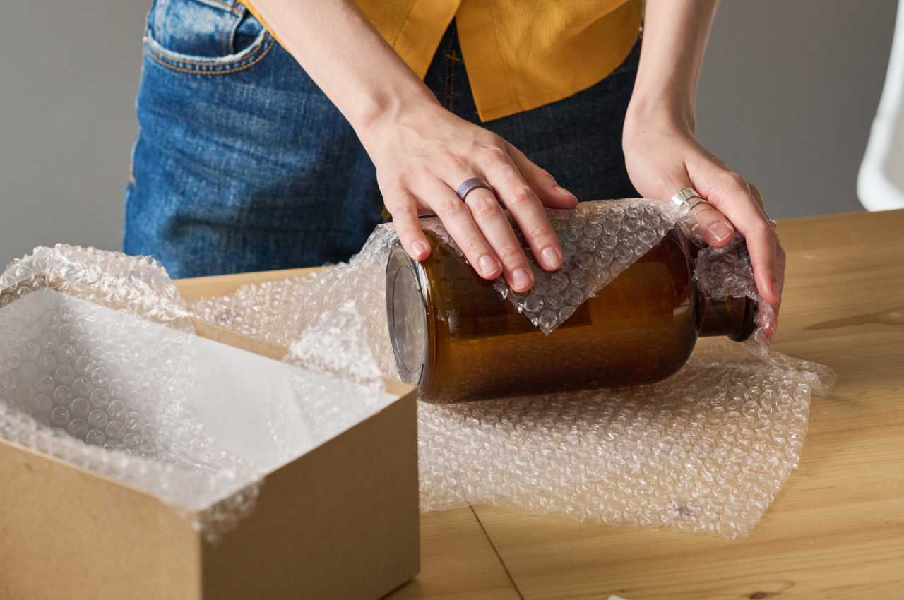 Gläser für den Umzug verpacken: so geht's · Umzüge Wiesinger · Umzugsunternehmen